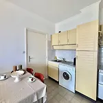 Apartment 2 Pieces Le Versailles Sanguinaires