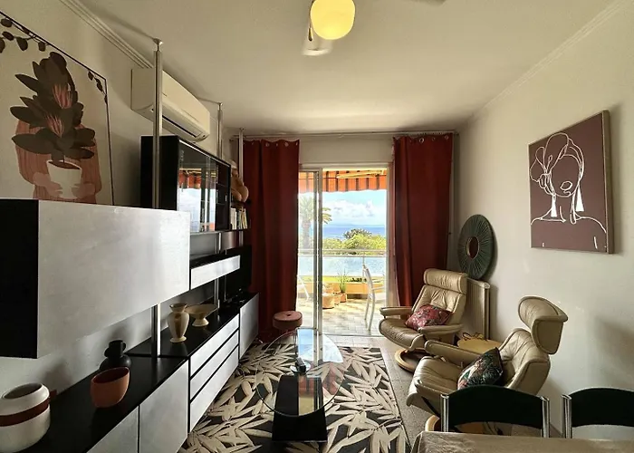 2 Pieces Le Versailles Sanguinaires Apartmán