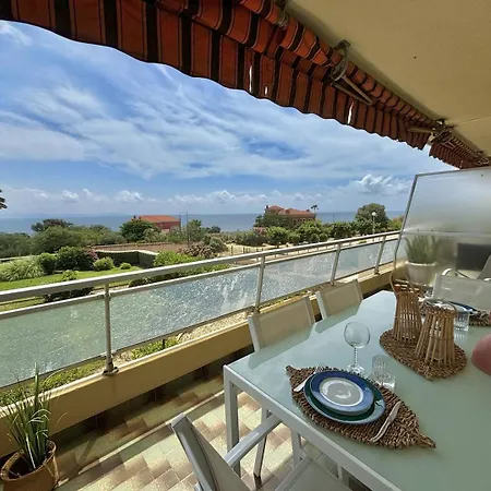 2 Pieces Le Versailles Sanguinaires Lejlighed *