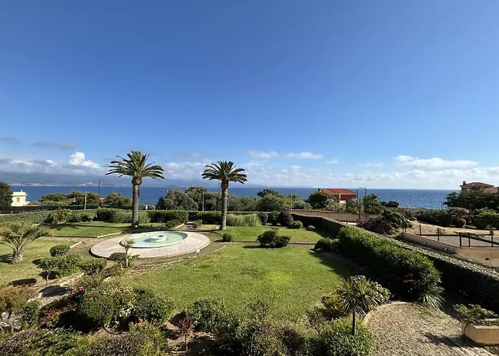 2 Pieces Le Versailles Sanguinaires